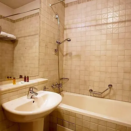 Tanne Hotel 4*