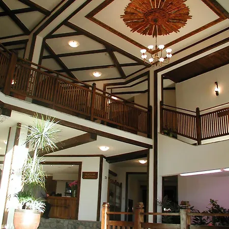 Tanne Hotel