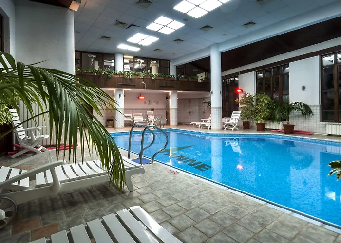 ホテル Tanne バンスコ